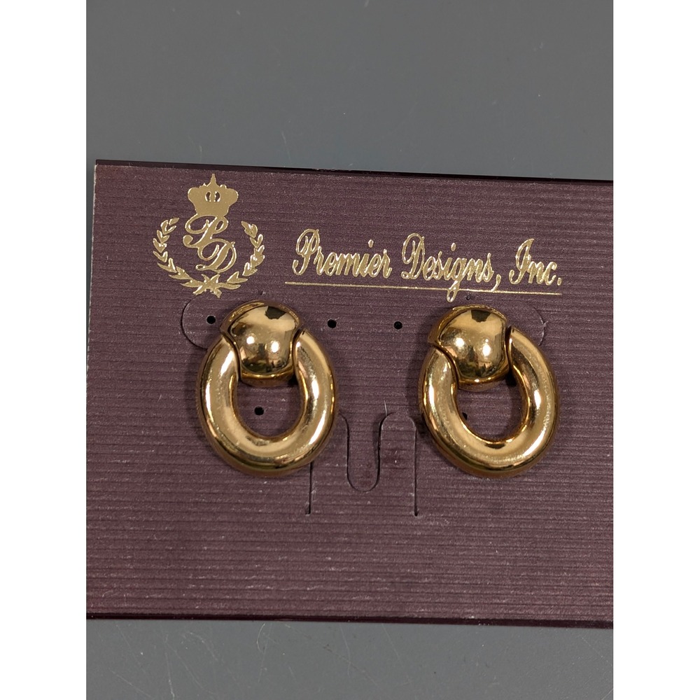 Premier Designs Gold Tone‎ Door Knocker Hoop Earrings Pierced On Card